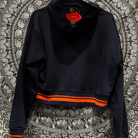 Chicago Bears Cropped Hoodie - Picture 4 of 4